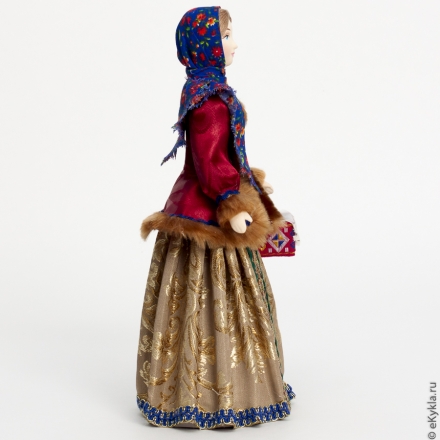 Doll girl with a basket, 27cm.